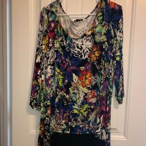 Shark-bite Women's Cupio Plus 3x top or tunic